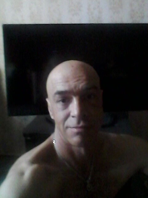  9571833  , 52 ,    