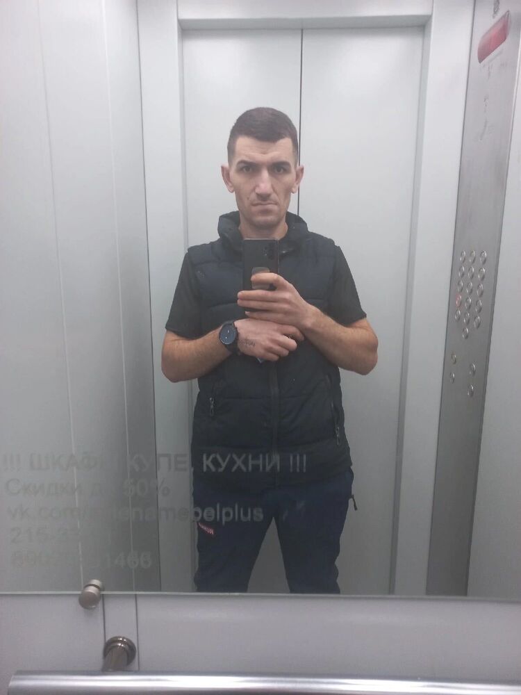  48834803  , 35 ,    