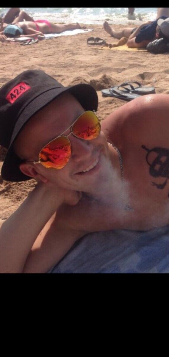  21084843  Alexey, 35 ,    