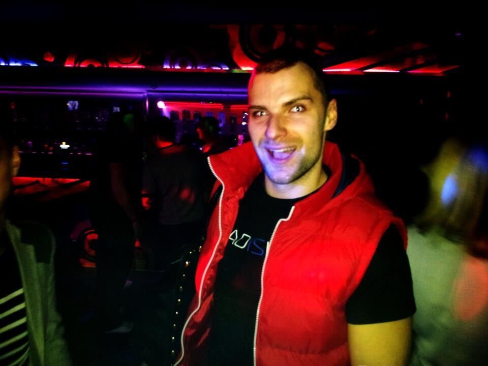  ,   Vladiqe, 37 ,   