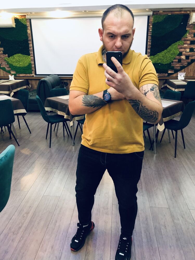  42227743  , 27 ,    