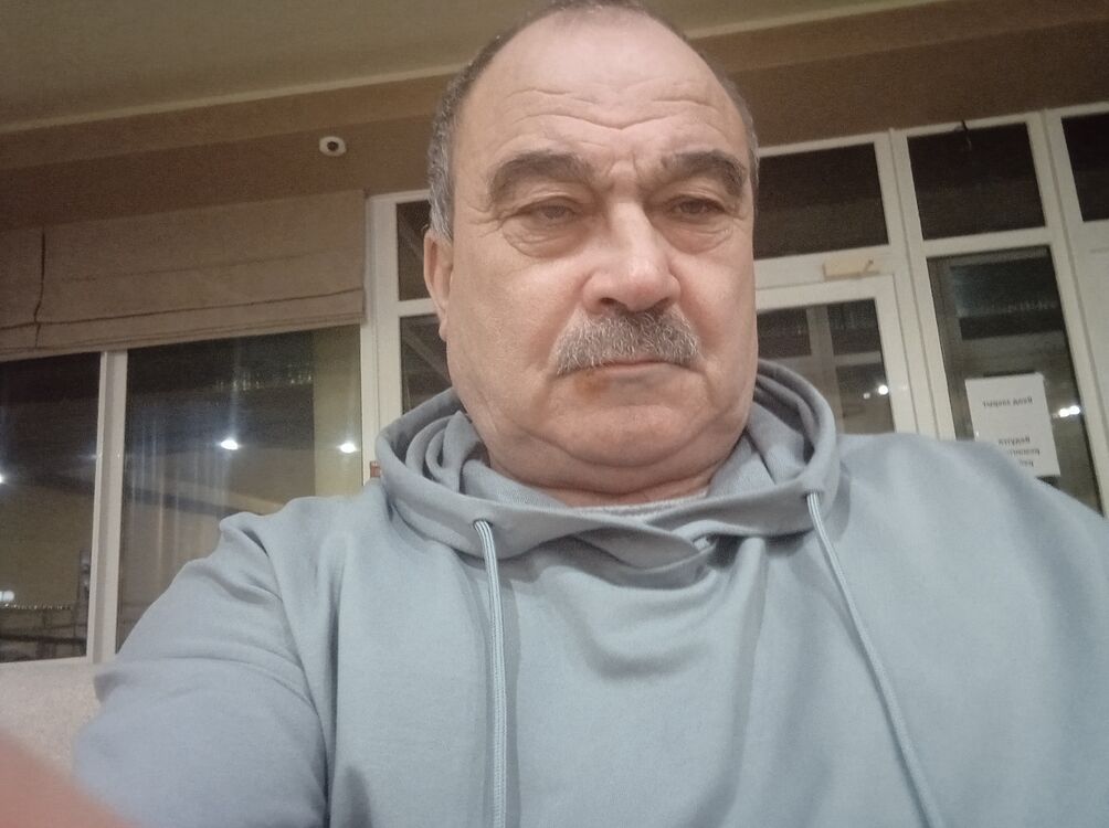  49353183  , 65 ,    