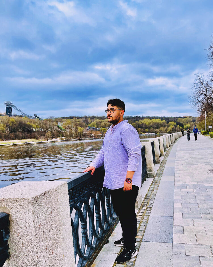 ���� 43239883 ����� ������, 22 ����, ���� ���������� � ������