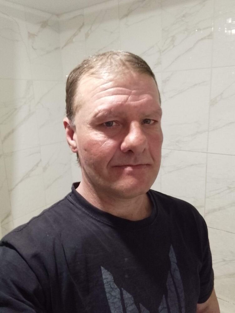  46178233  Aleksei, 51 ,    