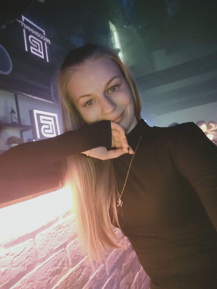  -,   Ekaterina, 27 ,     , c , 