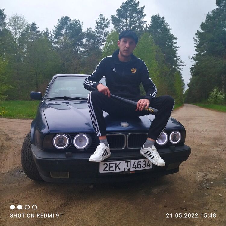  30781893  Roman, 29 ,    