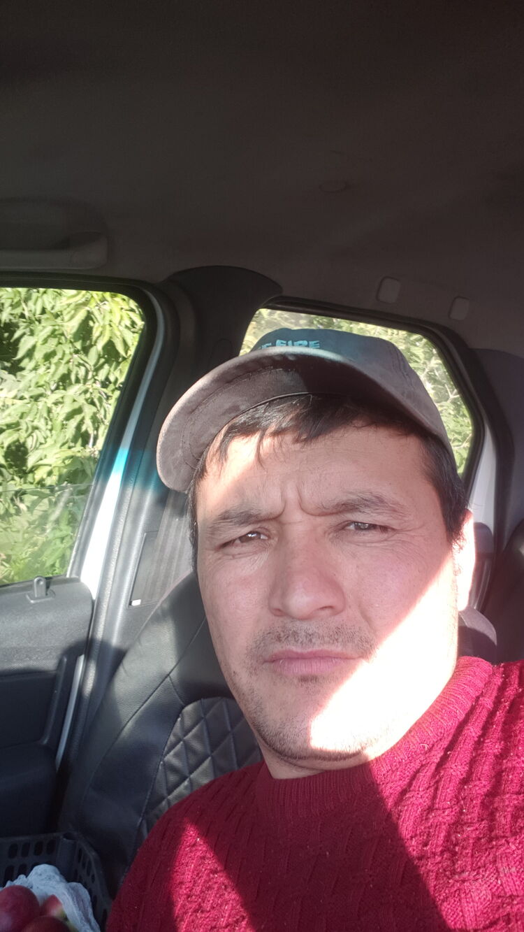  ,   Ilhom, 34 ,     , c 