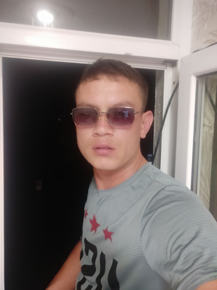 28116753  Ucita, 34 ,    