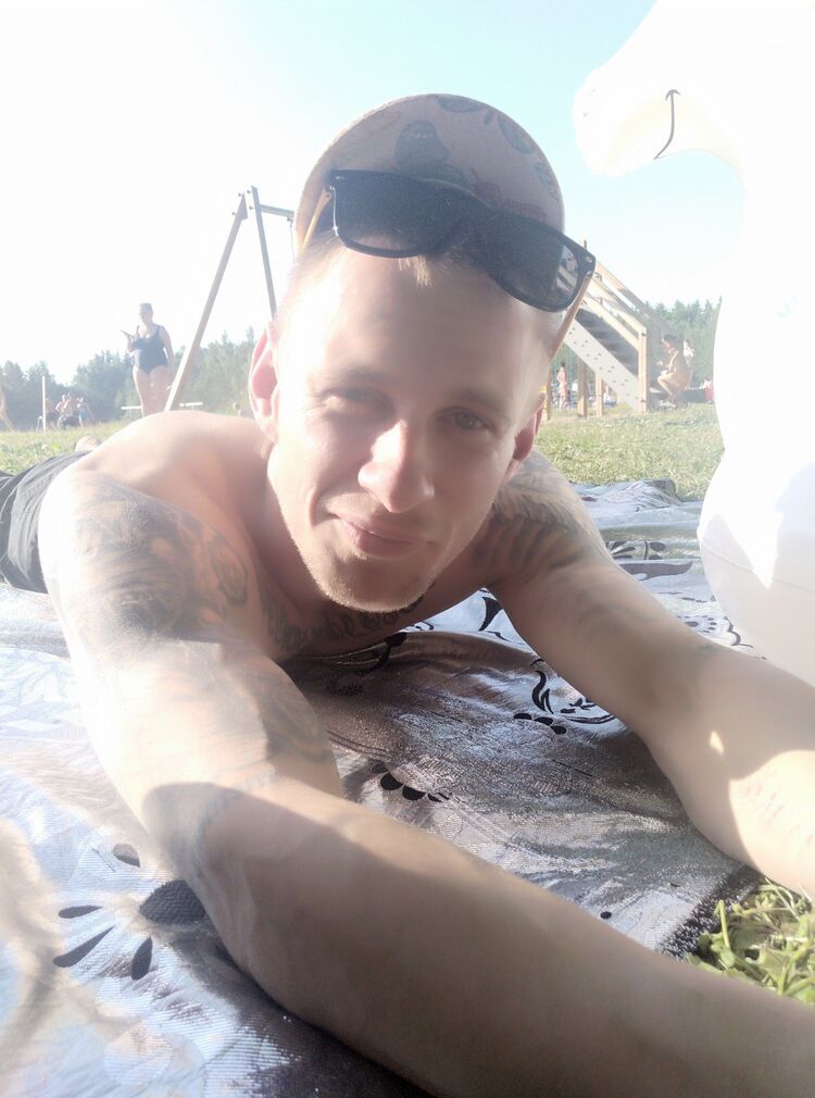  ,   Vladimir, 34 ,   ,   
