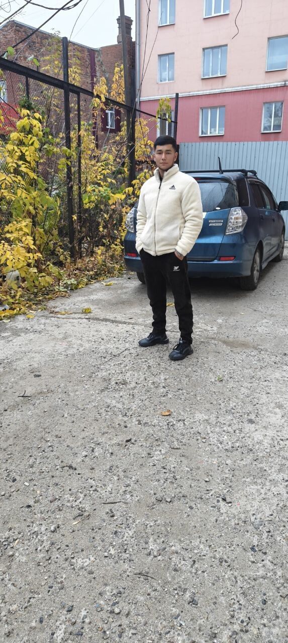  47858093  , 24 ,    