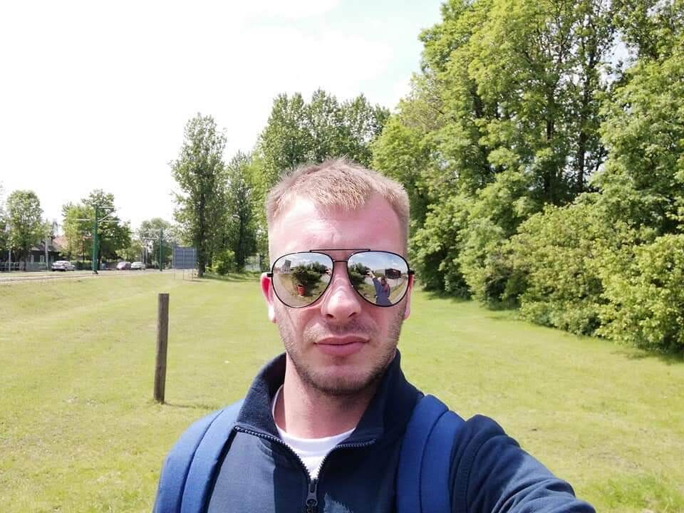  45581963  Viktor, 33 ,    