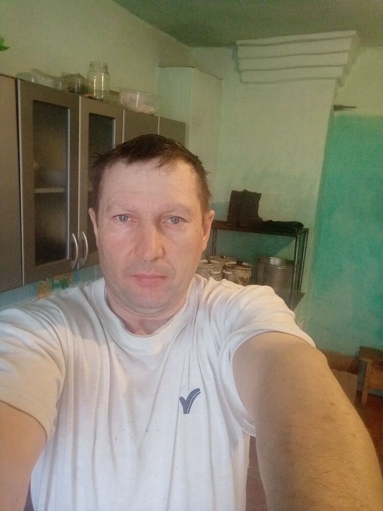  47552703  , 49 ,    