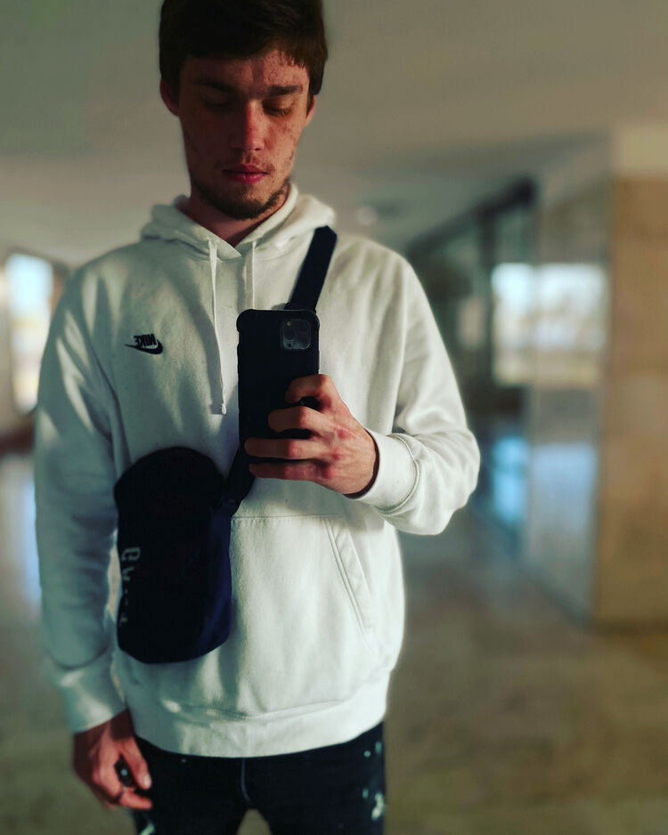  34590193  Timur, 25 ,    Herzliyya