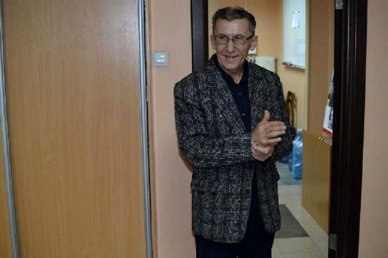  13594083  Sergey, 67 ,    