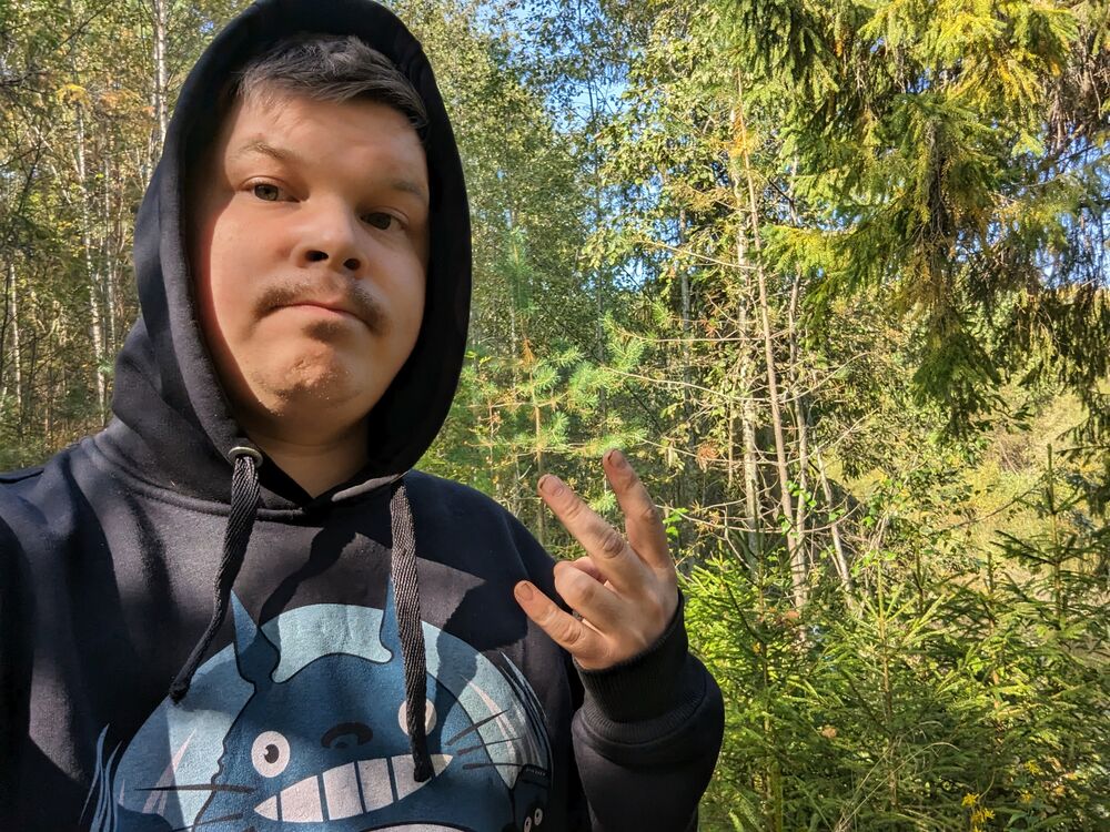  37967663  Konstantin, 28 ,    