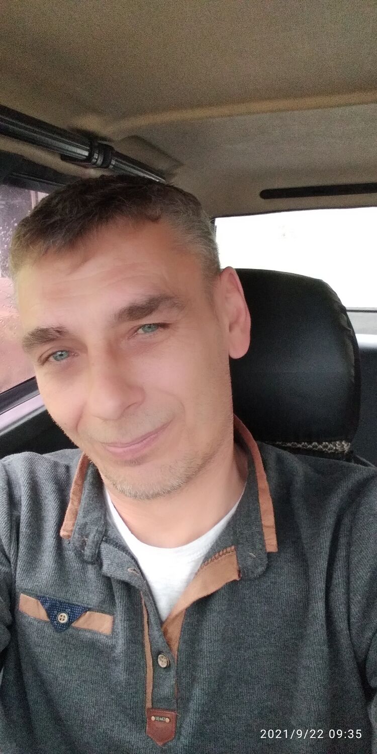  31589893  , 43 ,    