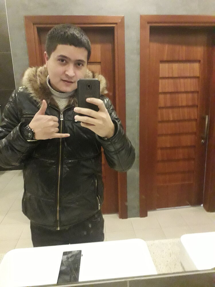  18852933  , 31 ,    