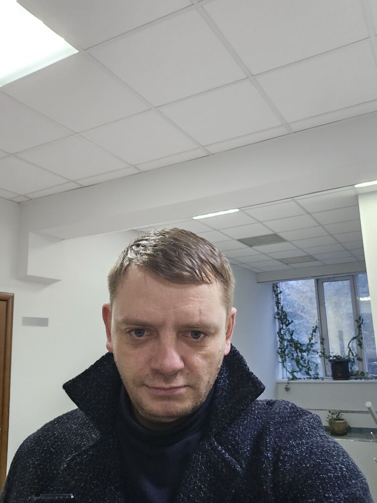  ,   Valeriy, 38 ,   ,   