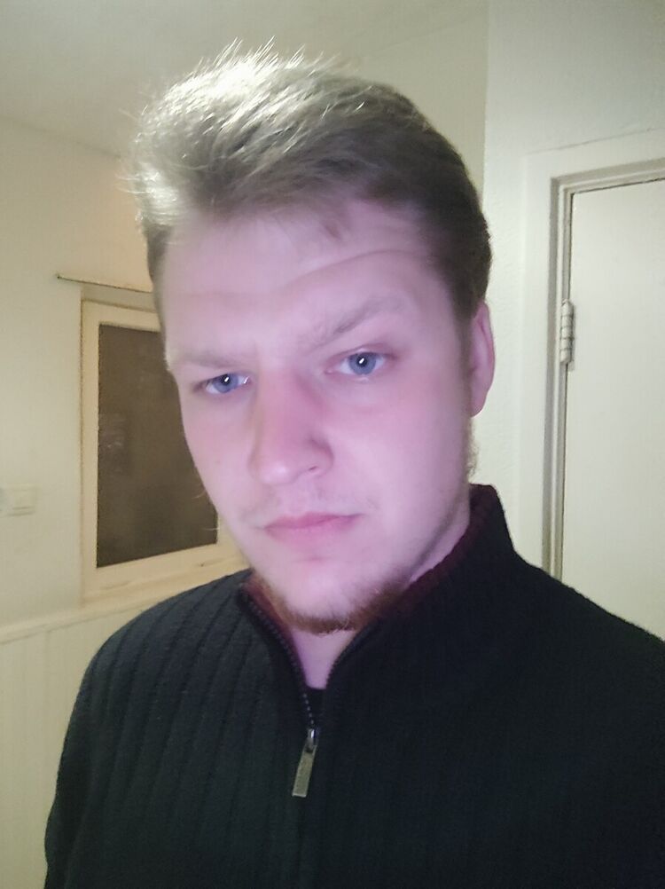  ,   Rolands, 28 ,   ,   , c 