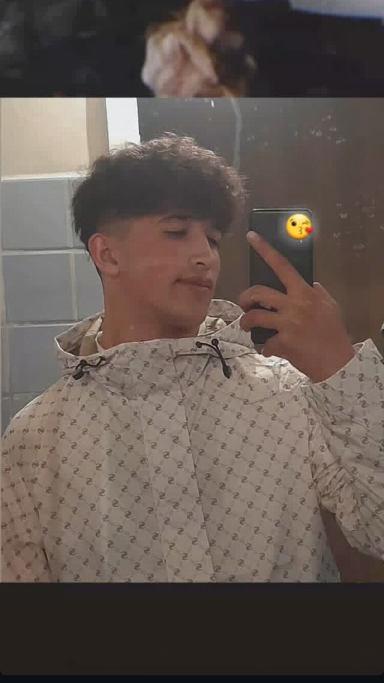  46888243  , 23 ,    