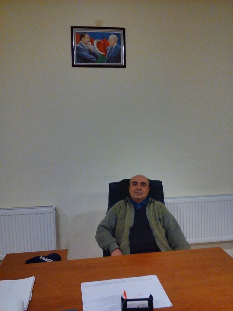  14414653  Polad, 54 ,    