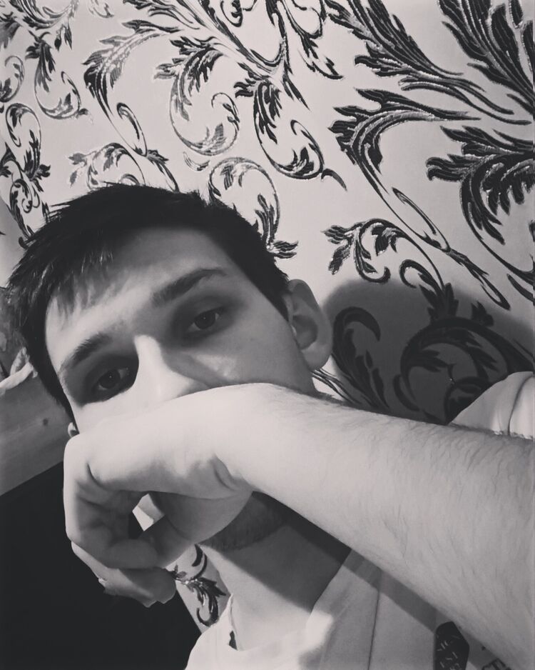  27438703  , 22 ,    -