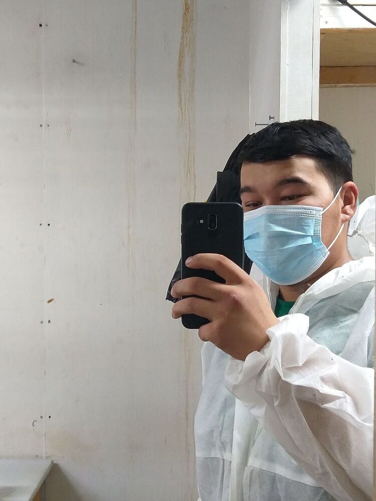  30240493  , 23 ,    