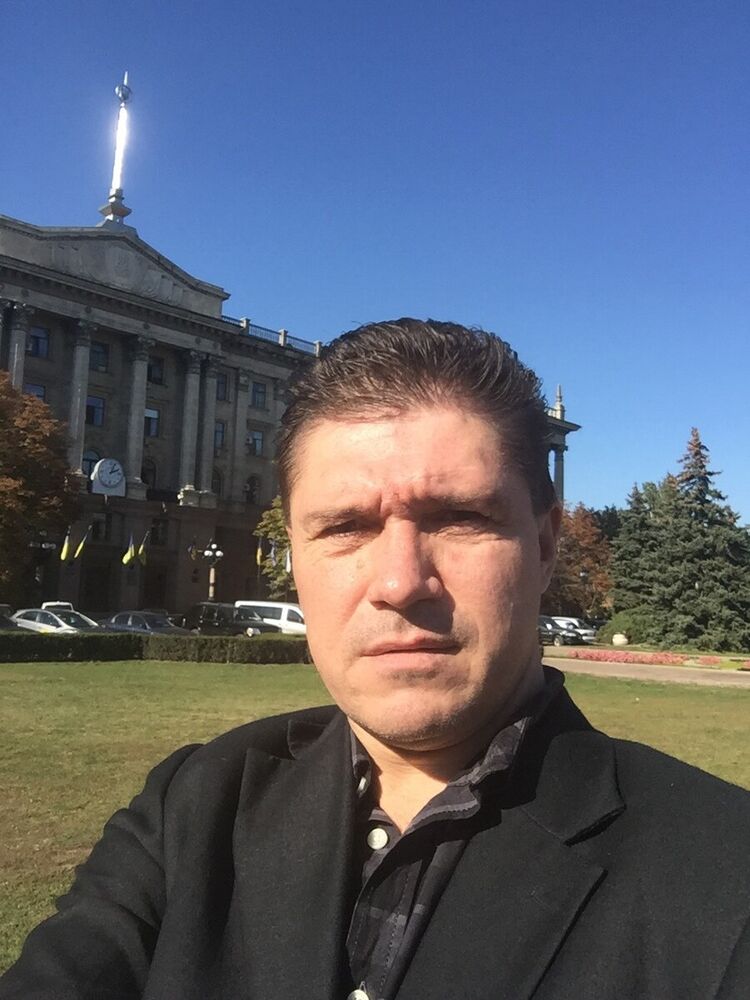  22385273  RUSLAN, 50 ,    