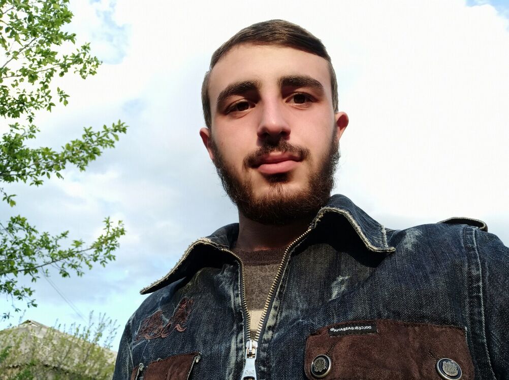  ,   Argam, 25 ,   