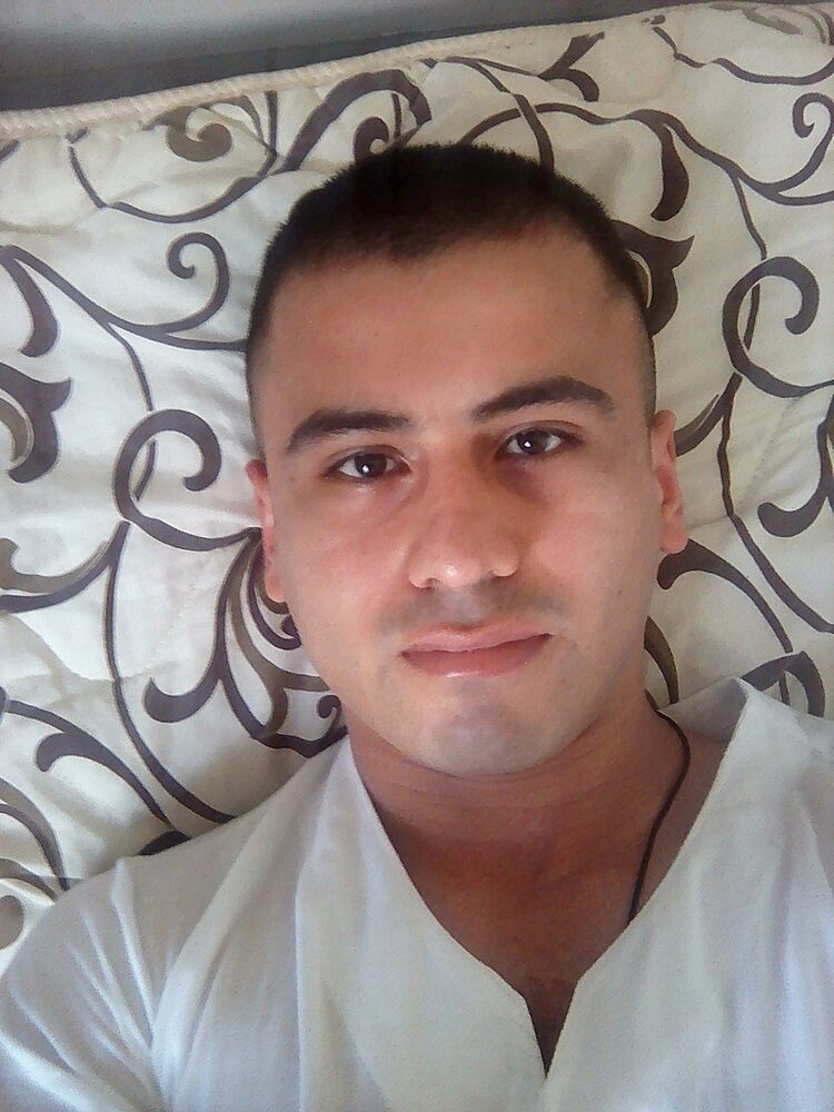  ,   Borya, 32 ,   ,   , c 