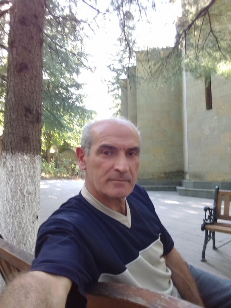 14990943  Otare, 60 ,    