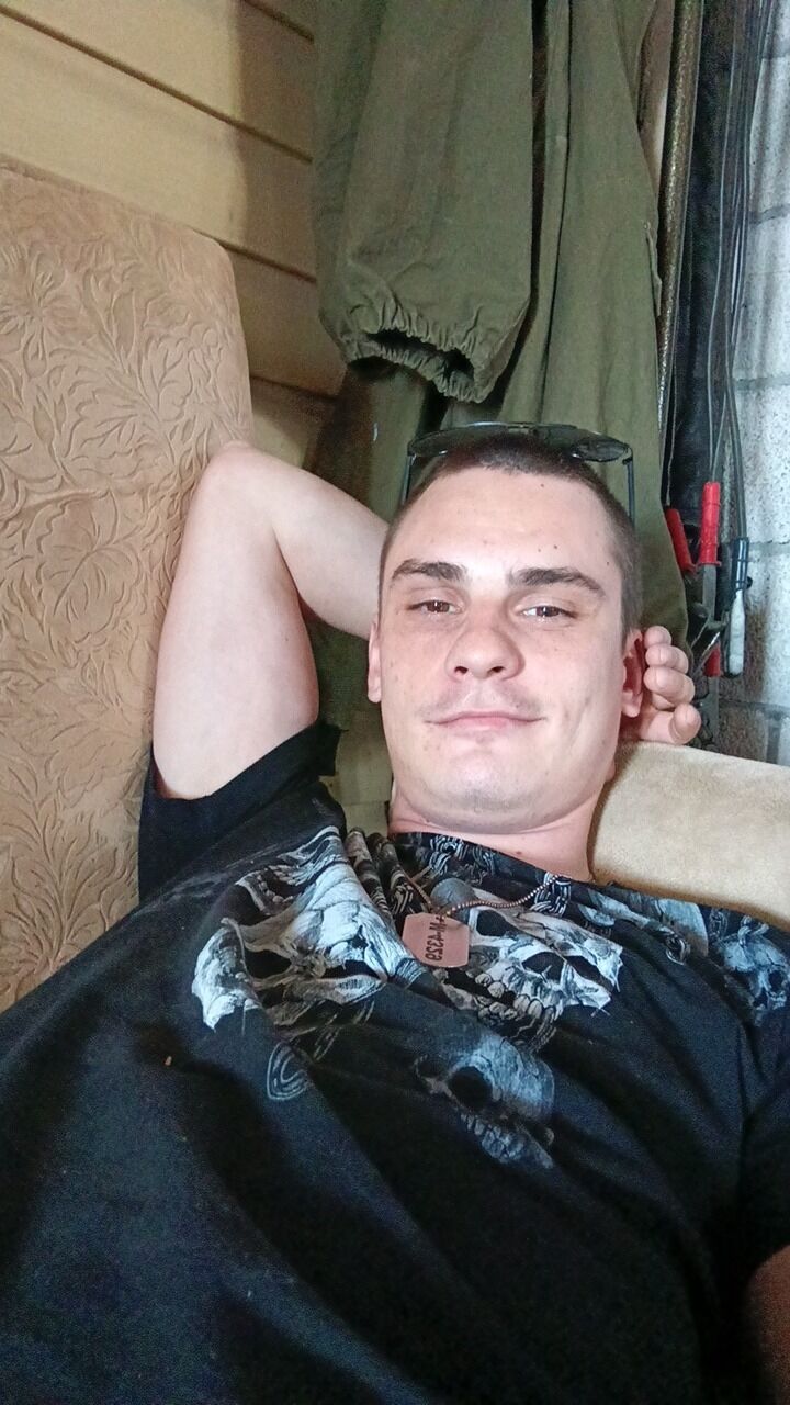  49473183  , 28 ,    