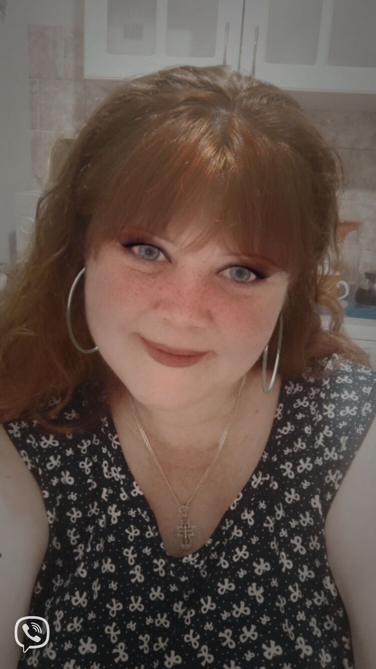  54157333  Elena, 45 ,    