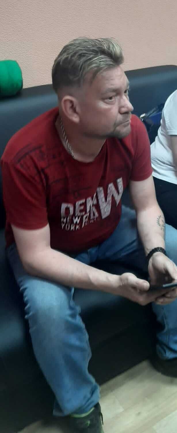  30009123  Sergei, 48 ,    