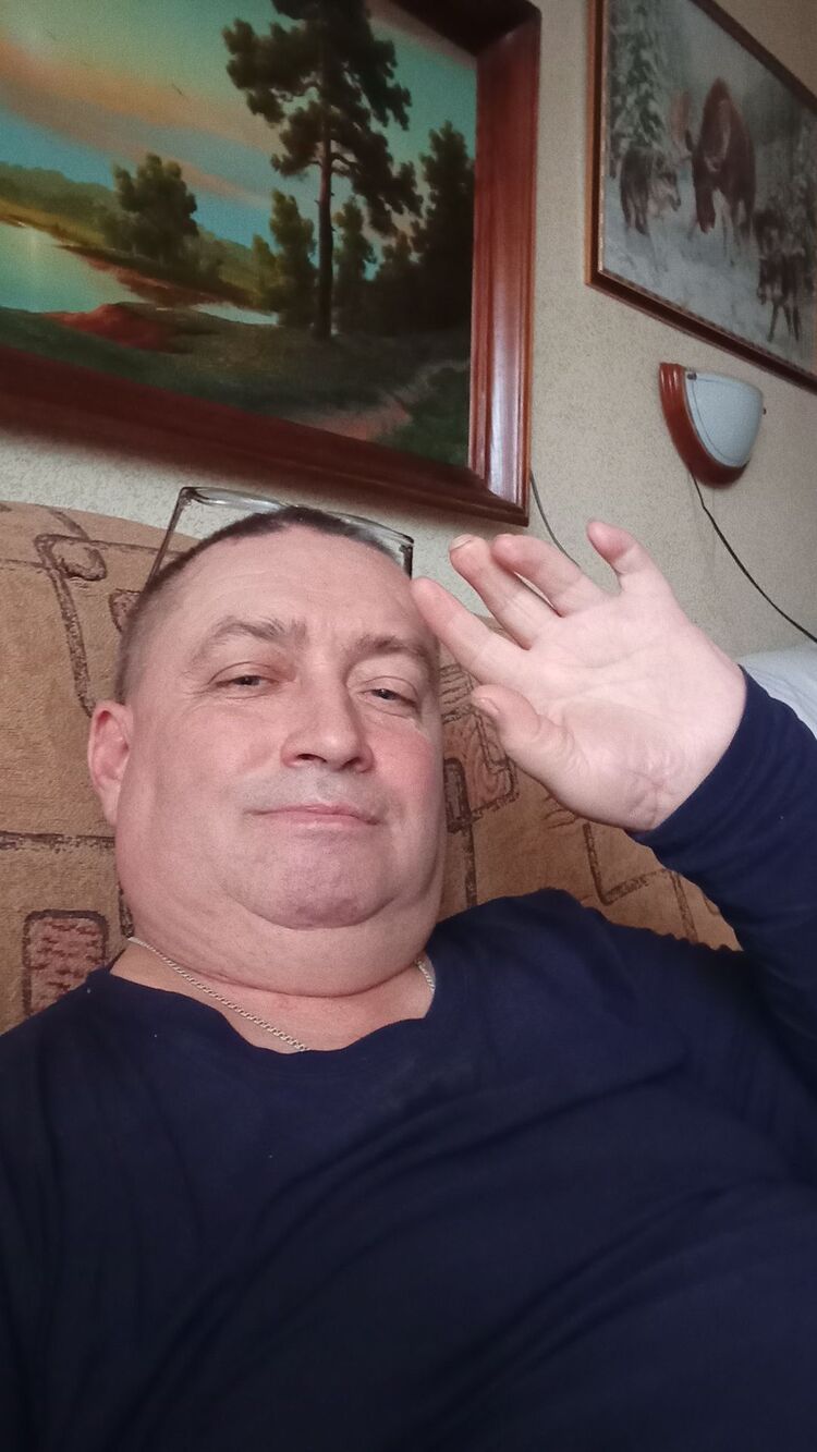  40287683  , 54 ,    