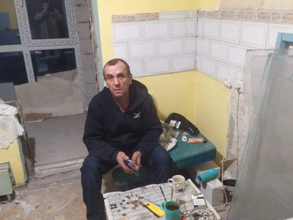  24482953  , 51 ,    