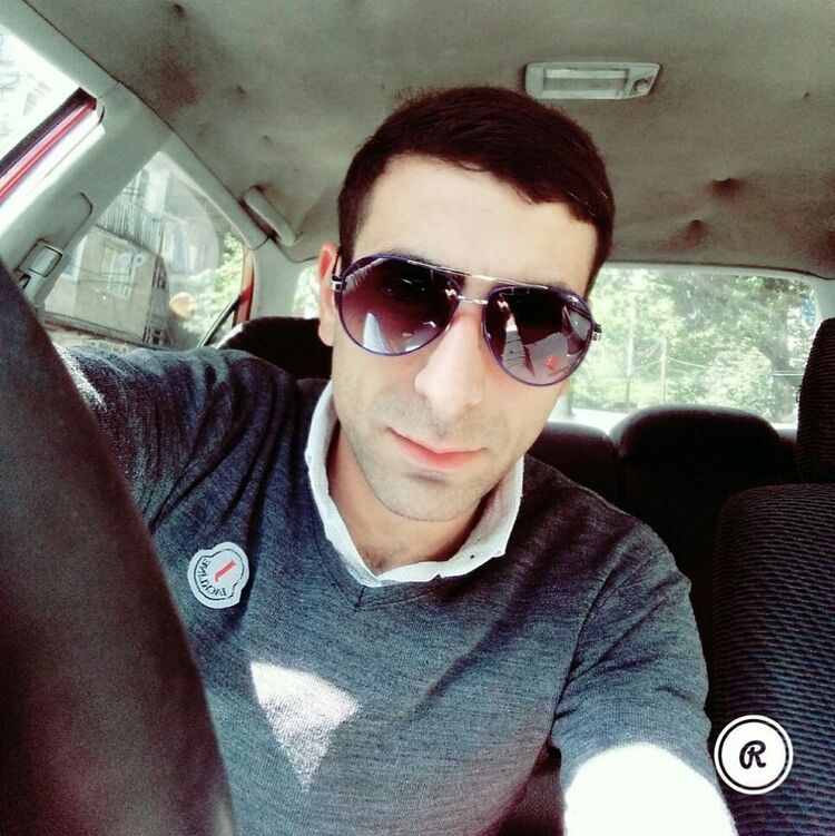  ,   Sandro, 37 ,   ,   , c 