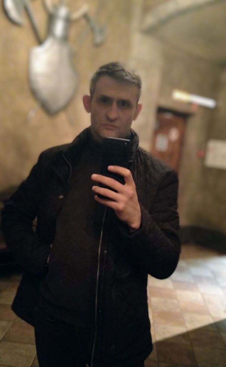  43288723  , 41 ,    