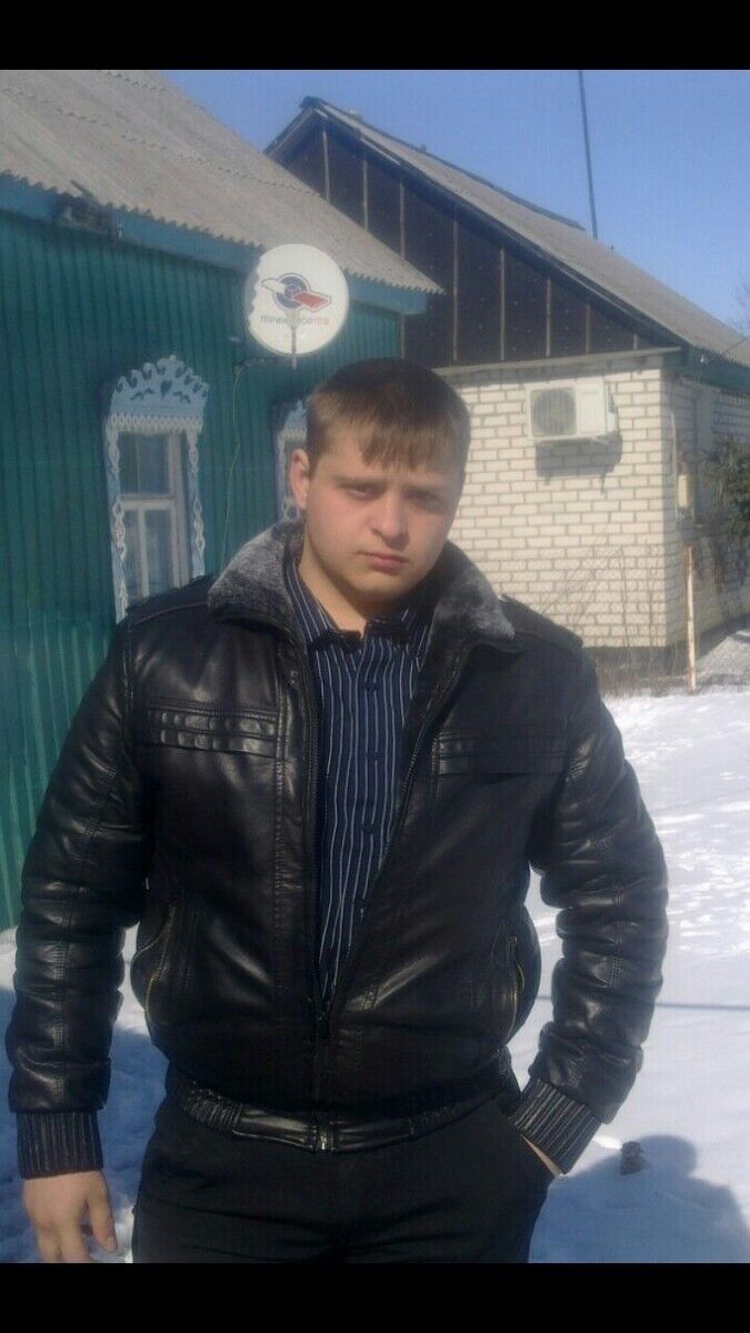  ,   Ivan, 32 ,  