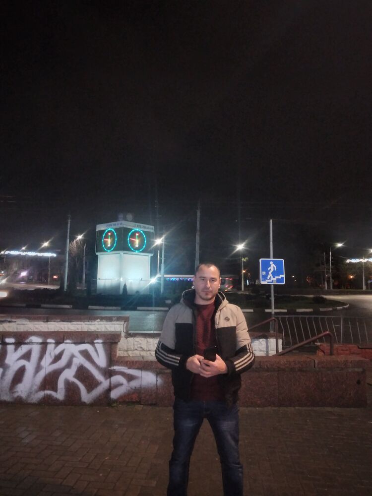  ,   Albert, 41 ,   ,   