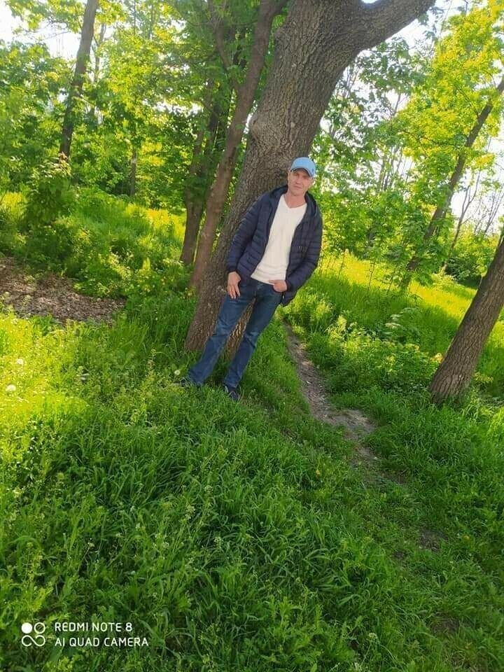  ,   Dima, 37 ,   ,   