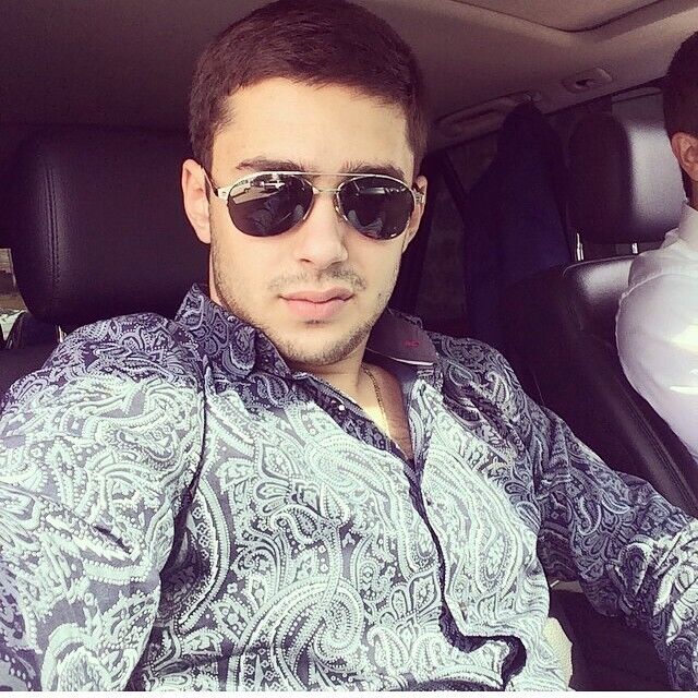  10604133  Arman, 36 ,    