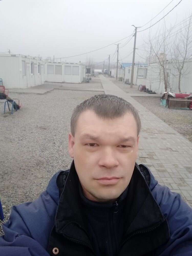  22412093  , 45 ,    