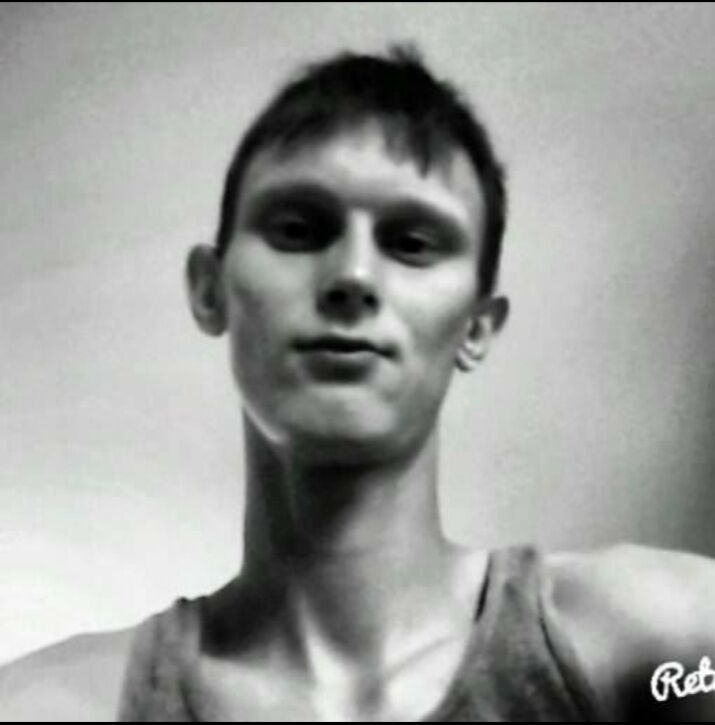  45662613  Sergiu, 31 ,    