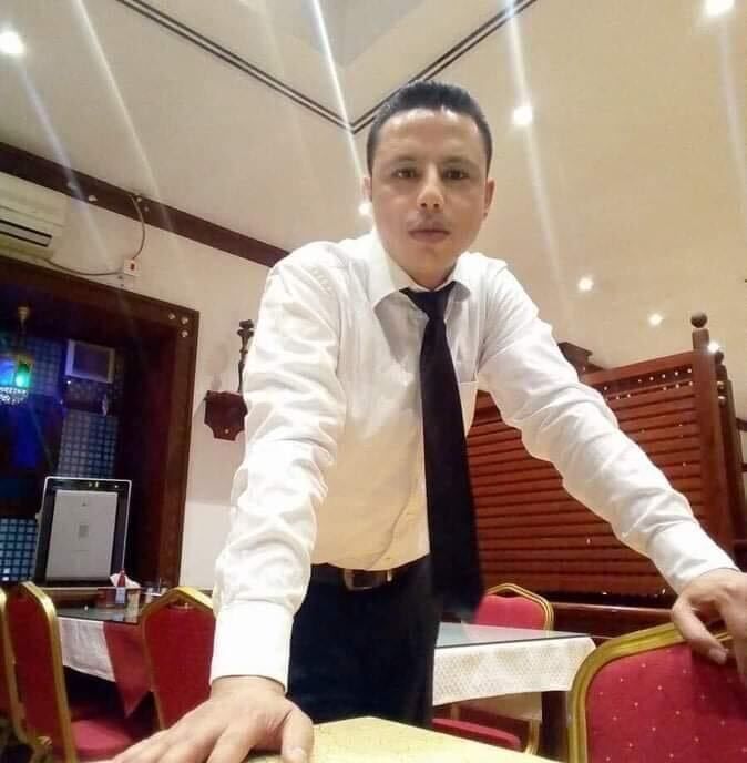  25022893  Hassen, 39 ,    