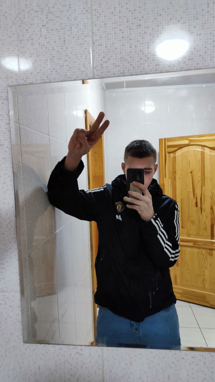  33458503  , 21 ,    