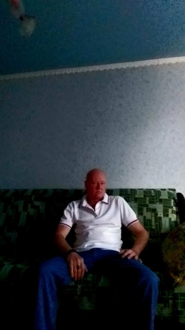  44359563  , 53 ,    -