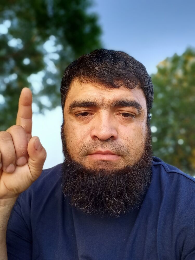  28532183  AKRAM, 37 ,    