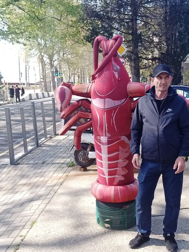  ,   Sergey, 57 ,   c 