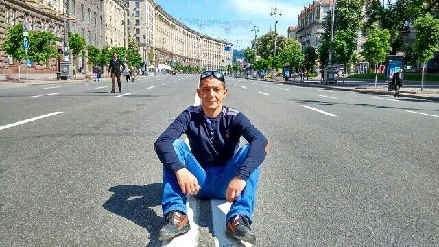  11993423  Aleksej, 48 ,    